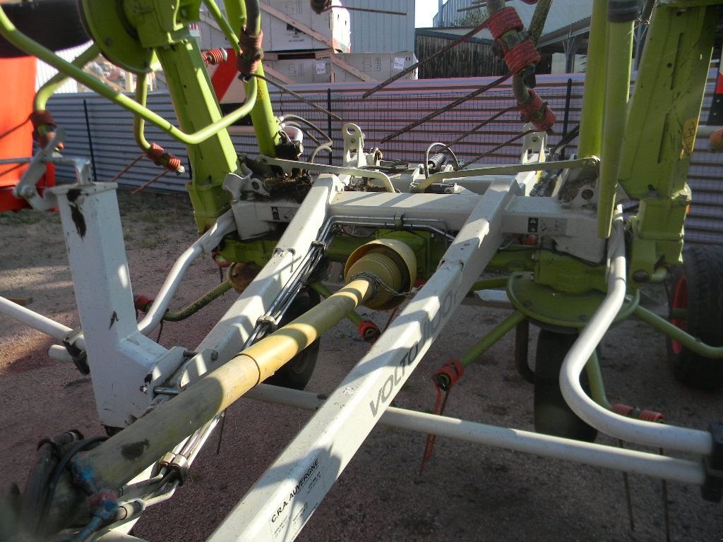 Kreiselheuer des Typs CLAAS VOLTO 1100, Gebrauchtmaschine in ENNEZAT (Bild 4)