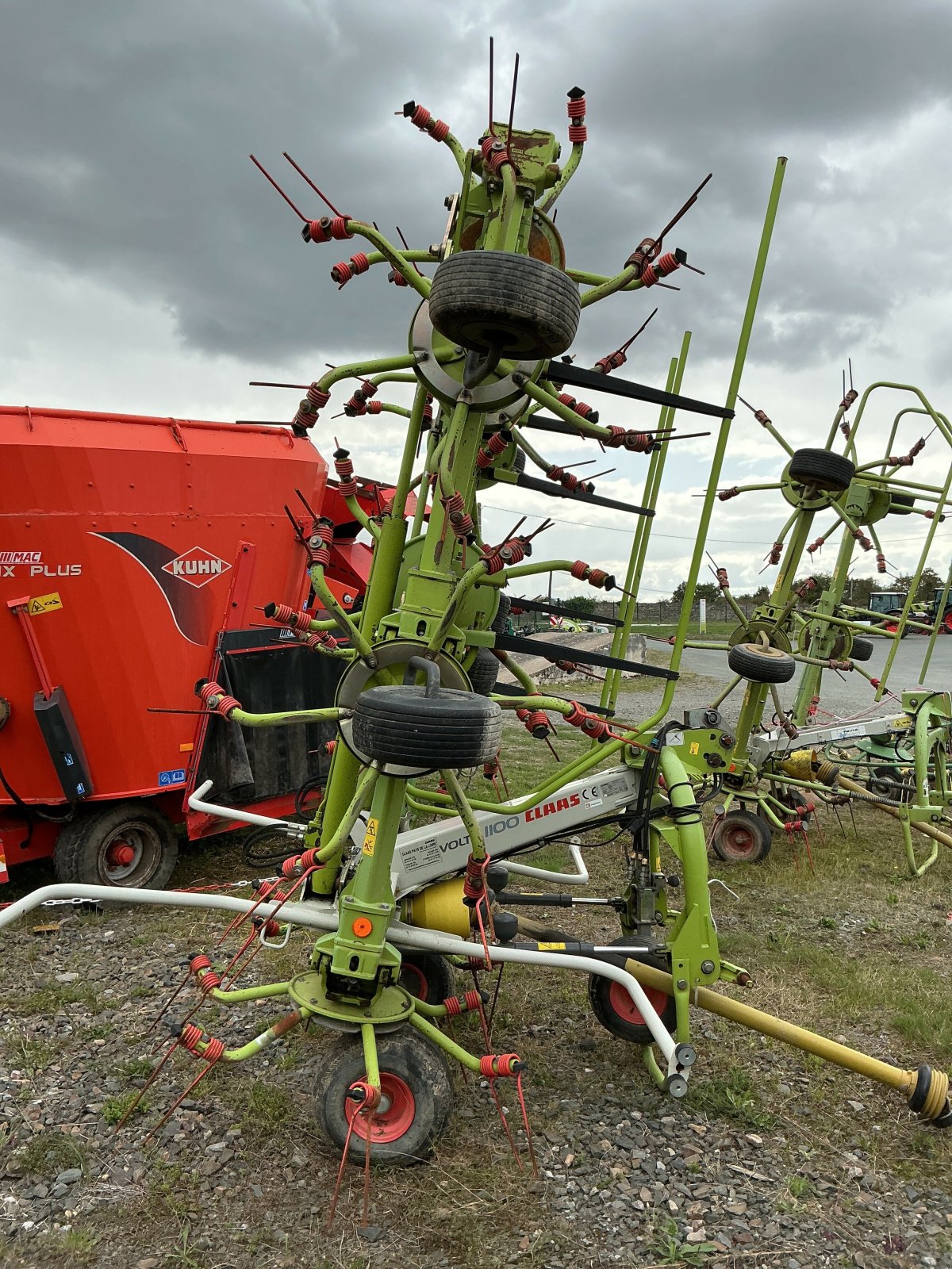 Kreiselheuer typu CLAAS VOLTO 1100, Gebrauchtmaschine v ST CLEMENT DE LA PLACE (Obrázek 3)