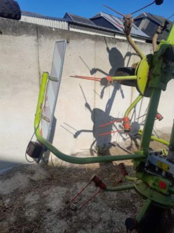 Kreiselheuer Türe ait CLAAS VOLTO 670, Gebrauchtmaschine içinde Belleville sur Meuse (resim 4)