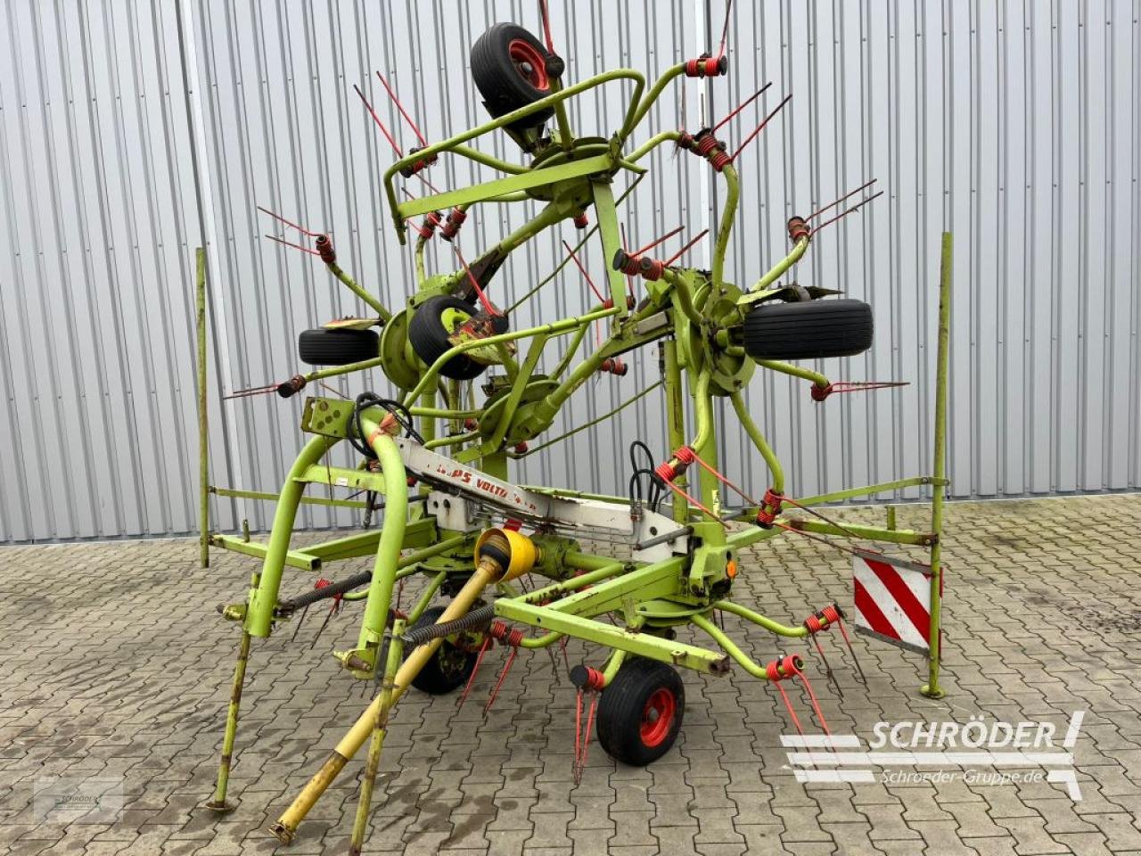 Kreiselheuer des Typs CLAAS VOLTO 740 H, Gebrauchtmaschine in Scharrel (Bild 1)