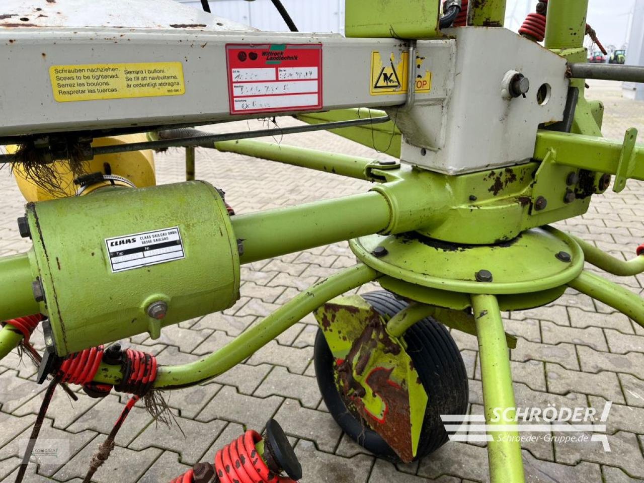 Kreiselheuer des Typs CLAAS VOLTO 740 H, Gebrauchtmaschine in Scharrel (Bild 9)