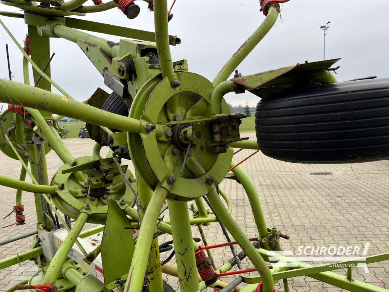 Kreiselheuer des Typs CLAAS VOLTO 740 H, Gebrauchtmaschine in Scharrel (Bild 10)