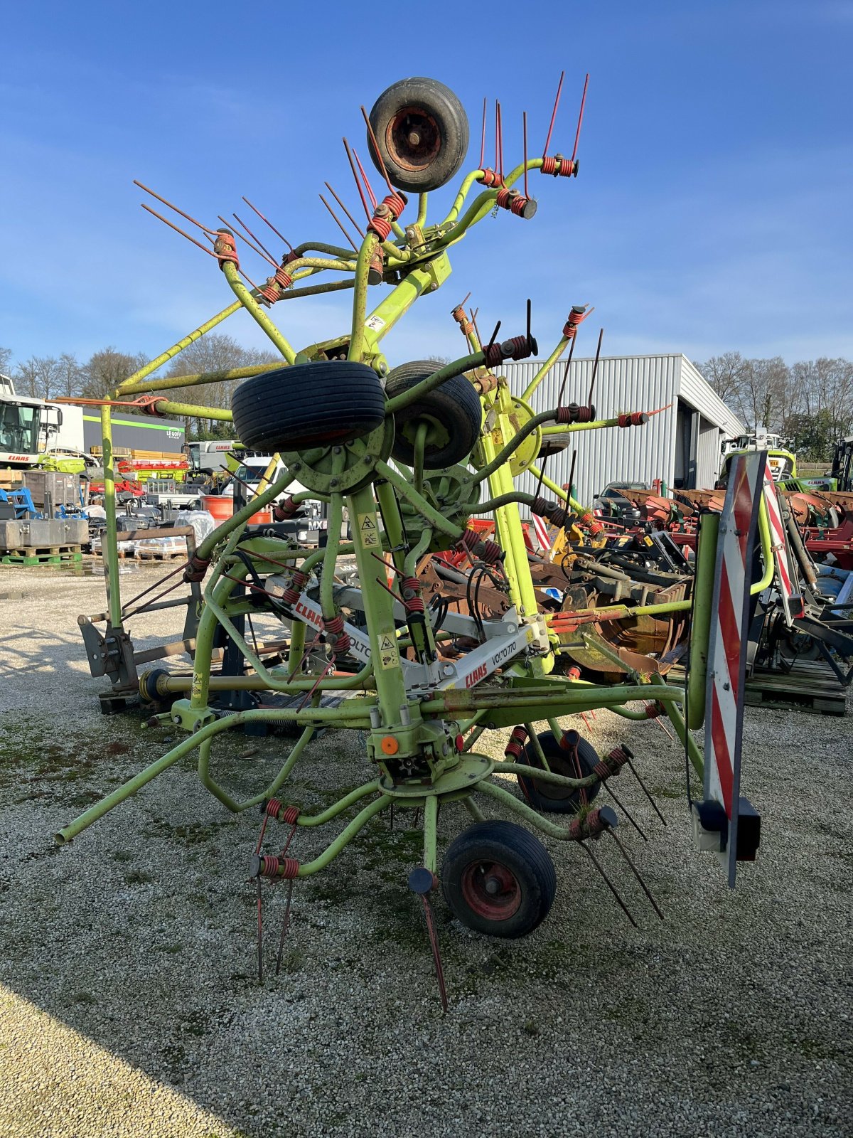 Kreiselheuer of the type CLAAS VOLTO 770, Gebrauchtmaschine in PONTIVY (Picture 1)
