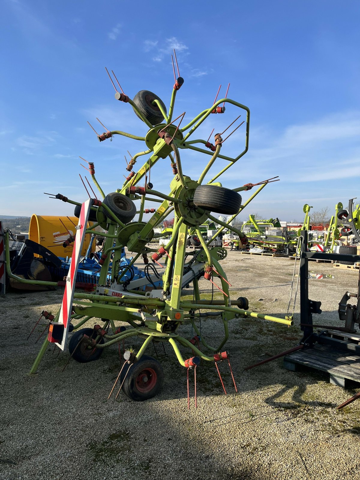 Kreiselheuer of the type CLAAS VOLTO 770, Gebrauchtmaschine in PONTIVY (Picture 7)