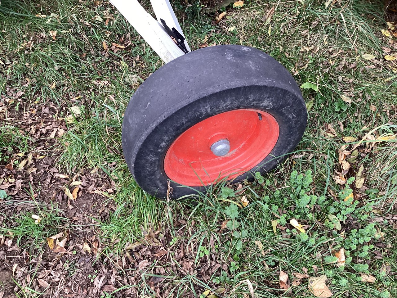 Kreiselheuer des Typs CLAAS Volto 770t, Gebrauchtmaschine in VERNOUX EN VIVARAIS (Bild 3)