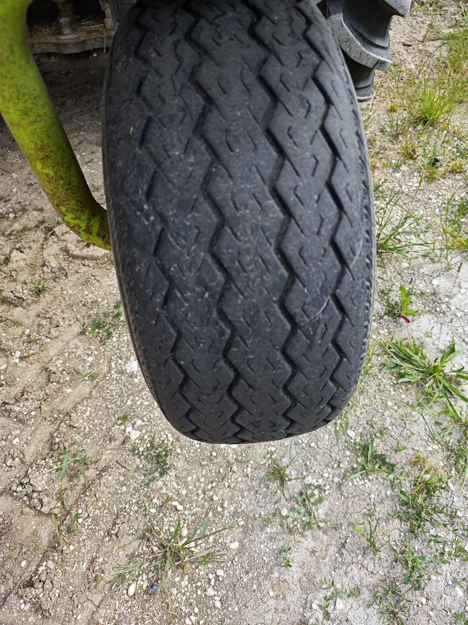 Kreiselheuer of the type CLAAS Volto 870, Gebrauchtmaschine in MORLHON LE HAUT (Picture 4)