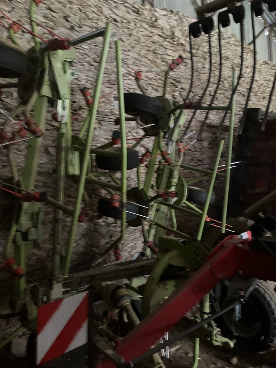 Kreiselheuer of the type CLAAS VOLTO 870, Gebrauchtmaschine in MORLHON LE HAUT (Picture 2)