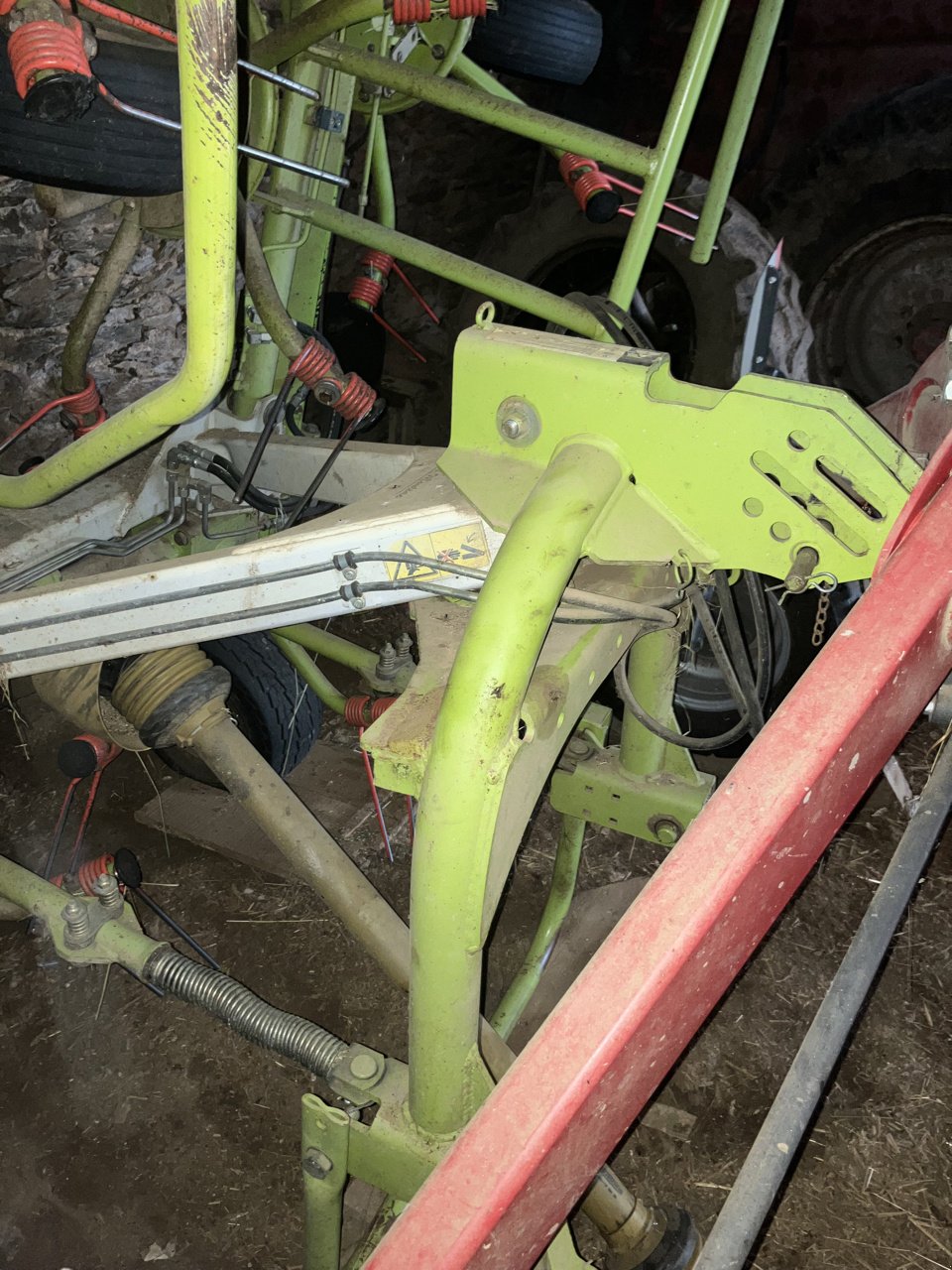 Kreiselheuer of the type CLAAS VOLTO 870, Gebrauchtmaschine in MORLHON LE HAUT (Picture 4)