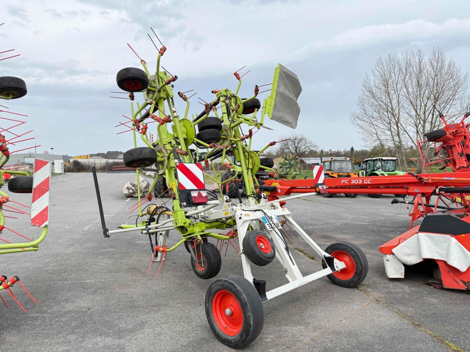 Kreiselheuer des Typs CLAAS VOLTO 900 T, Gebrauchtmaschine in SAINT GAUDENS (Bild 9)