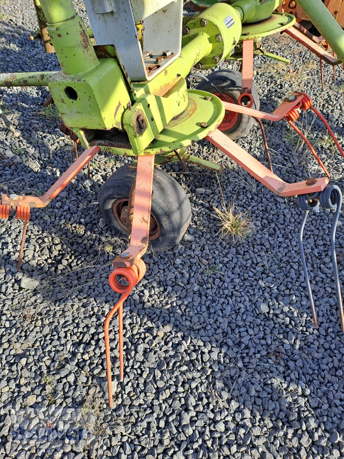 Kreiselheuer Türe ait CLAAS W 450 SL, Gebrauchtmaschine içinde Weimar-Niederwalgern (resim 2)