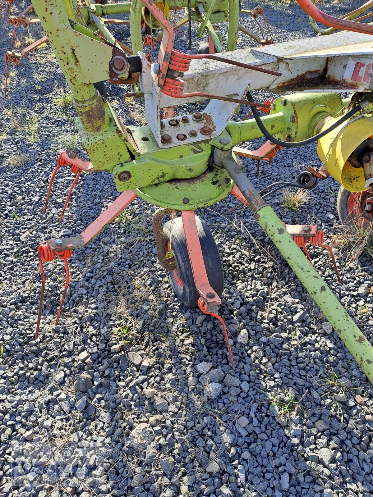 Kreiselheuer Türe ait CLAAS W 450 SL, Gebrauchtmaschine içinde Weimar-Niederwalgern (resim 5)