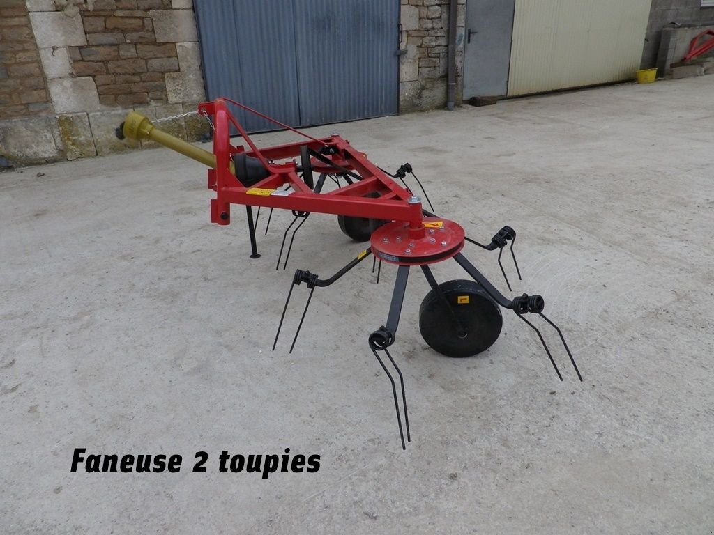 Kreiselheuer типа Eurotrac FANEUSE 2 TOUPIES, Gebrauchtmaschine в RETHEL (Фотография 2)