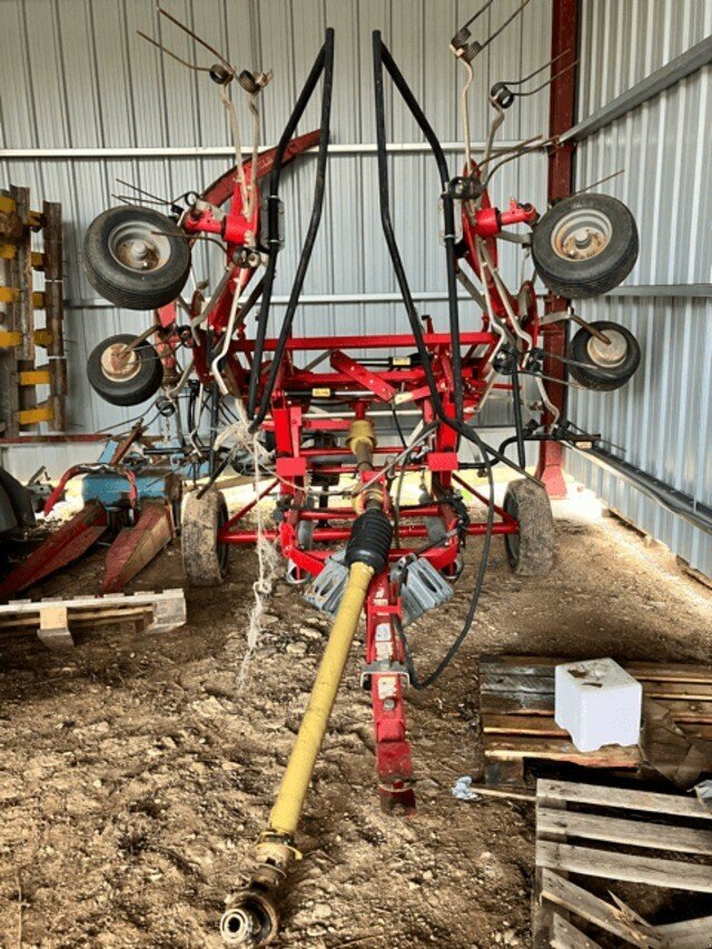 Kreiselheuer of the type Fella FANEUSE FELLA TH 800, Gebrauchtmaschine in Hauteroche (Picture 6)