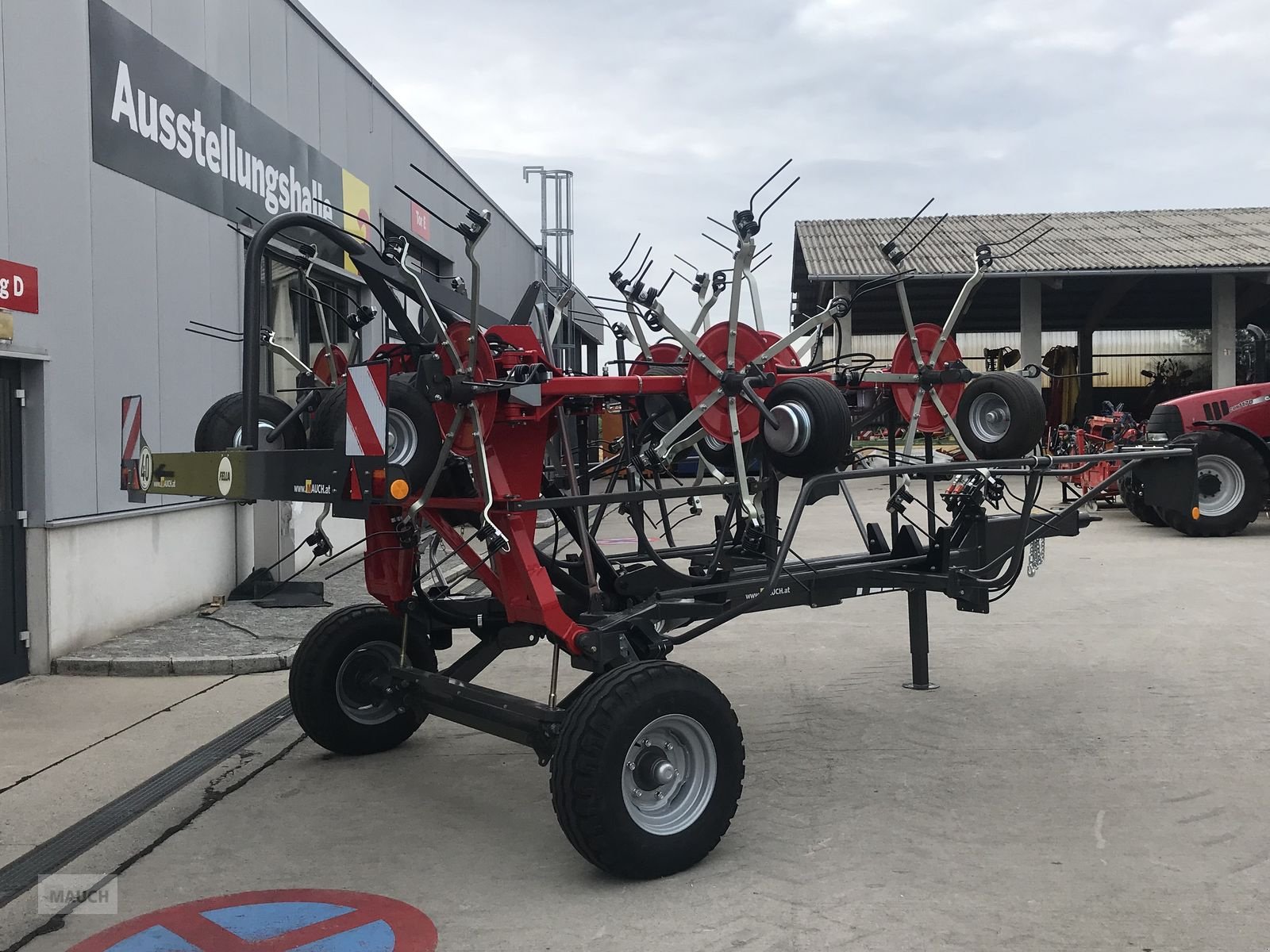 Kreiselheuer des Typs Fella Sanos 11008 Trans, Neumaschine in Burgkirchen (Bild 7)