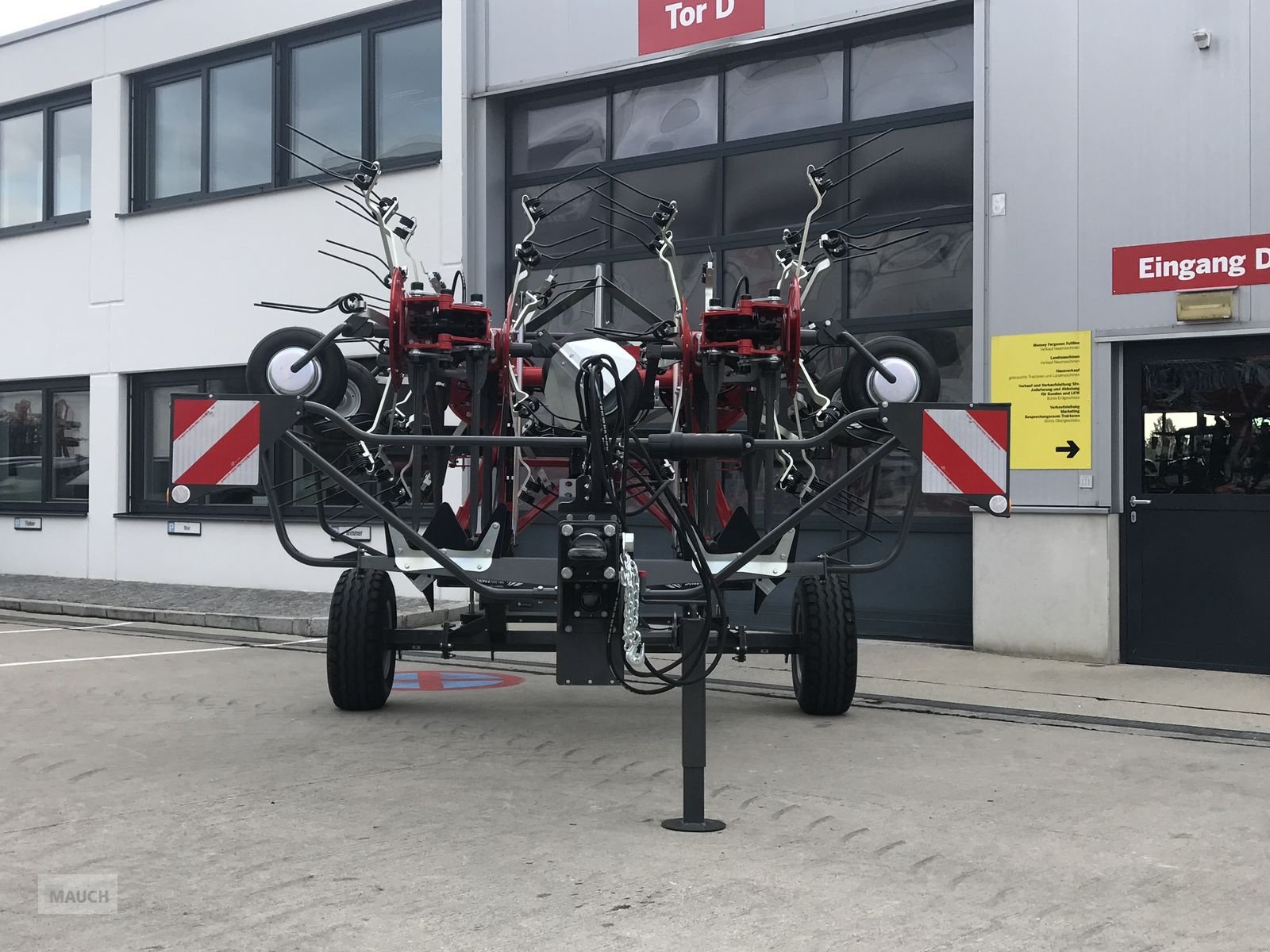 Kreiselheuer des Typs Fella Sanos 11008 Trans, Neumaschine in Burgkirchen (Bild 2)