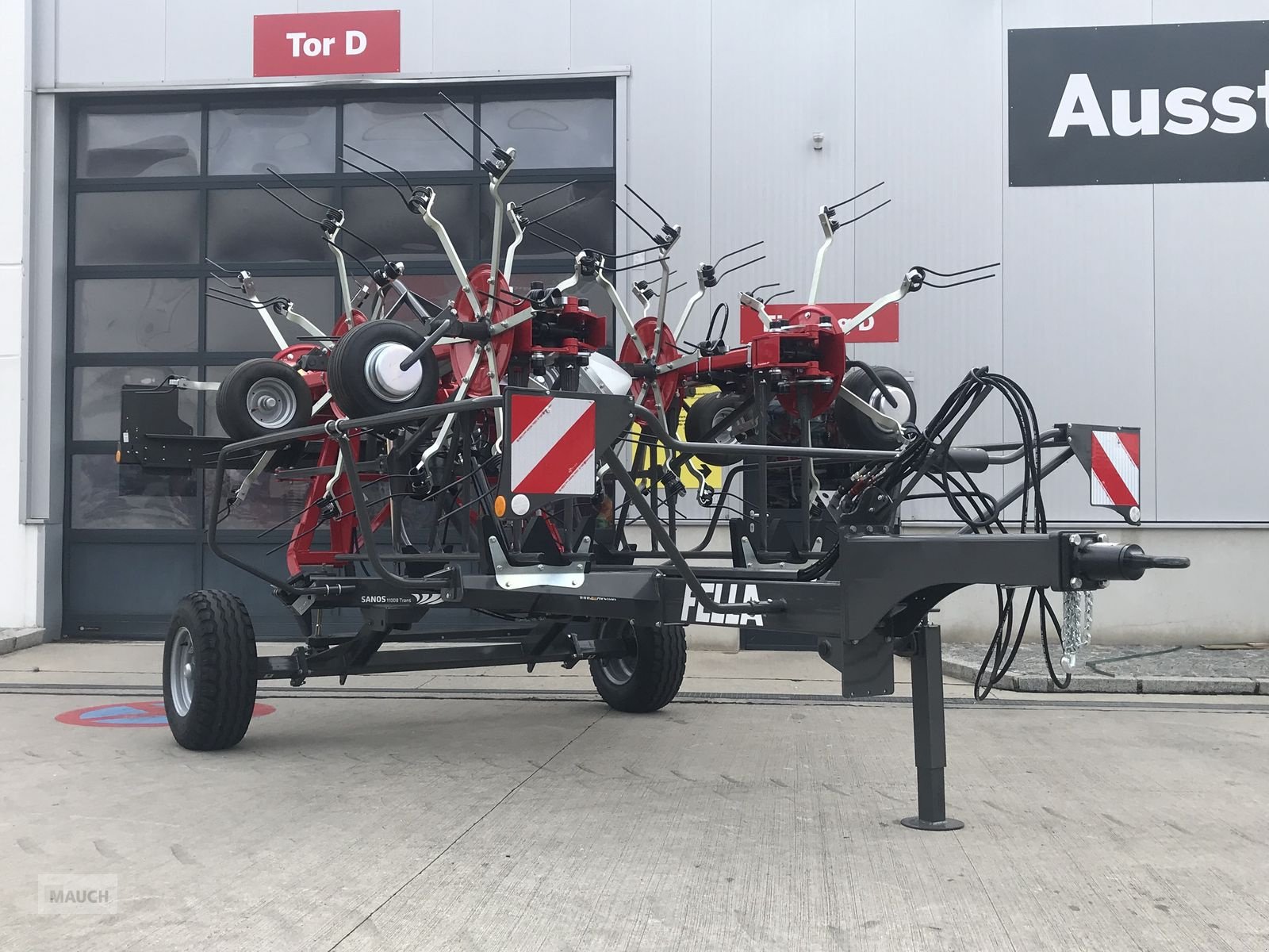 Kreiselheuer des Typs Fella Sanos 11008 Trans, Neumaschine in Burgkirchen (Bild 1)