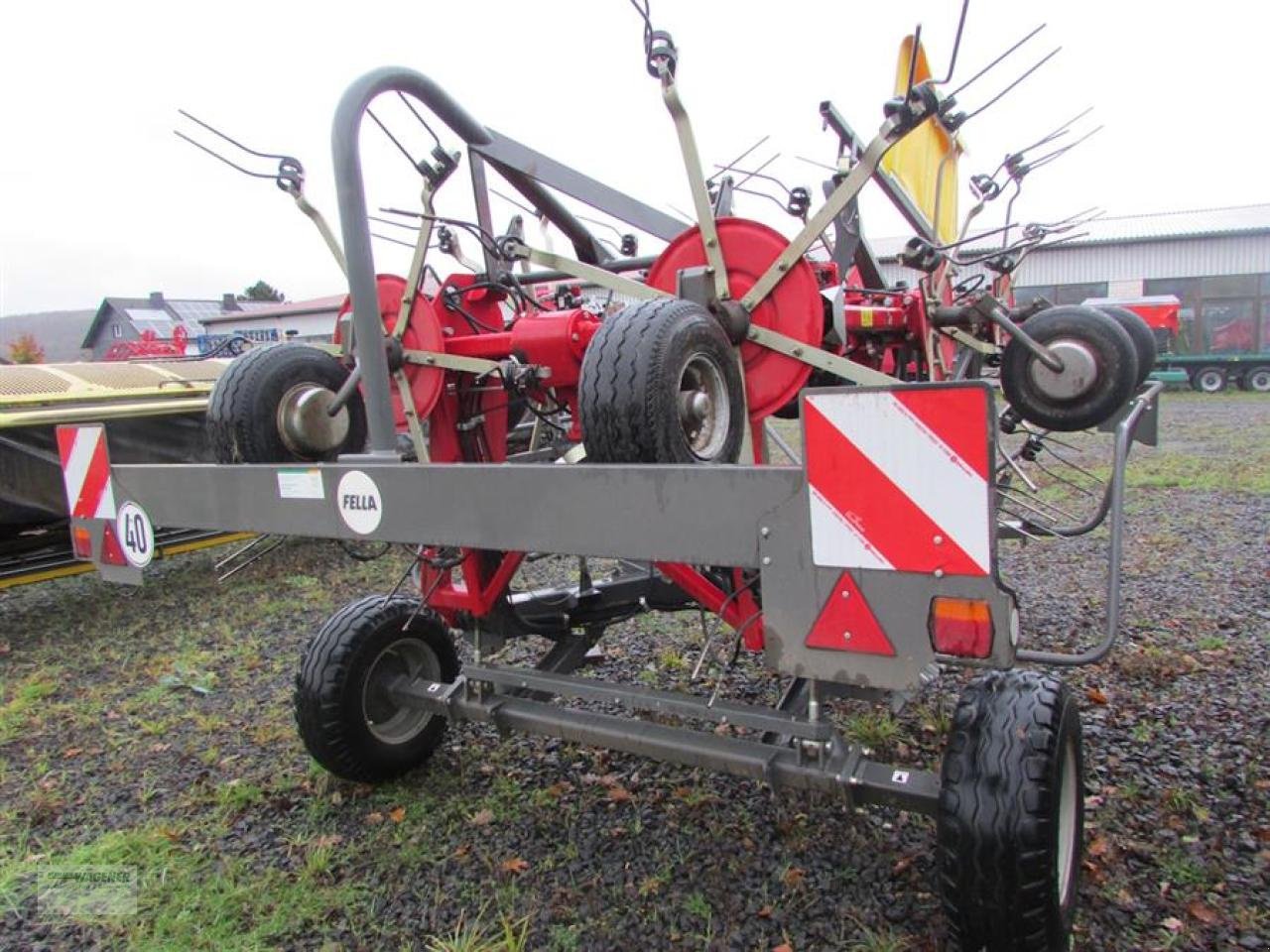 Kreiselheuer des Typs Fella Sanos 11008T, Gebrauchtmaschine in Bad Wildungen - Wega (Bild 2)