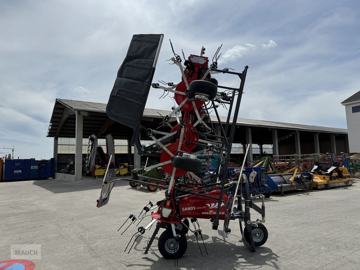 Kreiselheuer des Typs Fella Sanos 11010 DN, Neumaschine in Burgkirchen (Bild 4)