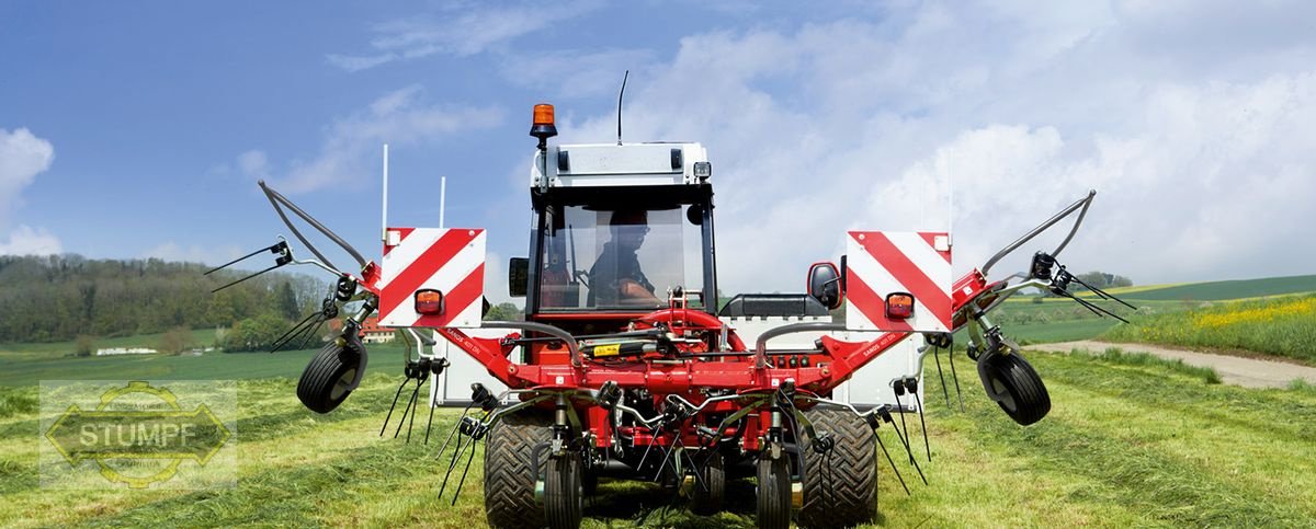 Kreiselheuer des Typs Fella Sanos 401 DN, Neumaschine in Grafenstein (Bild 1)