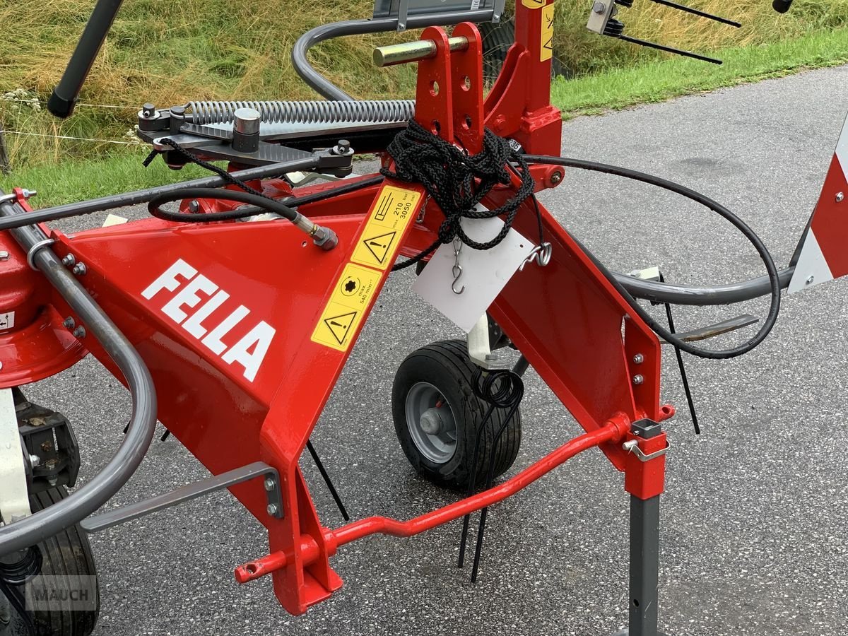 Kreiselheuer des Typs Fella Sanos 401 DS, Neumaschine in Burgkirchen (Bild 5)