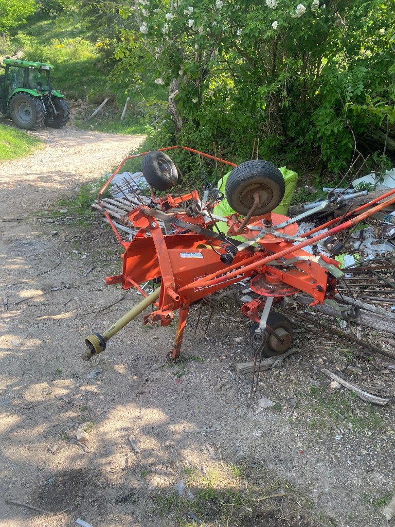 Kreiselheuer typu Fella TH 400 PS, Gebrauchtmaschine v VERNOUX EN VIVARAIS (Obrázek 6)