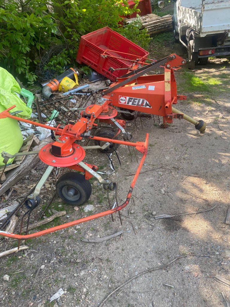 Kreiselheuer typu Fella TH 400 PS, Gebrauchtmaschine v VERNOUX EN VIVARAIS (Obrázek 2)