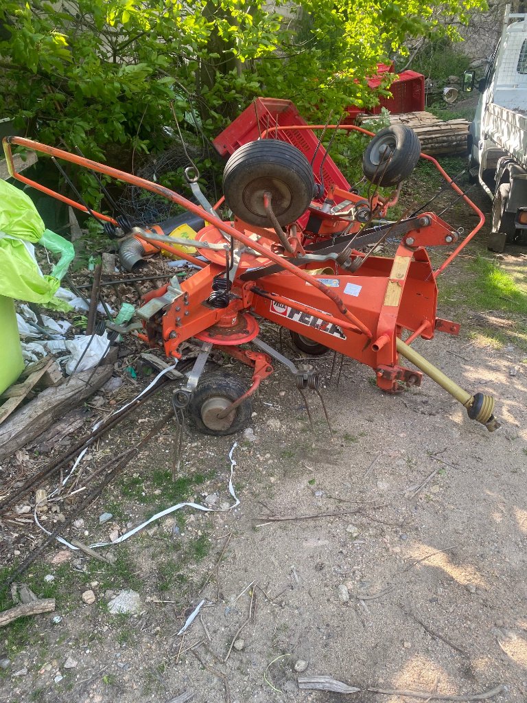 Kreiselheuer typu Fella TH 400 PS, Gebrauchtmaschine v VERNOUX EN VIVARAIS (Obrázek 4)