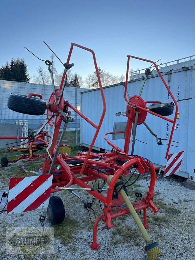 Kreiselheuer des Typs Fella TH 540 D Hydro, Gebrauchtmaschine in Grafenstein (Bild 2)