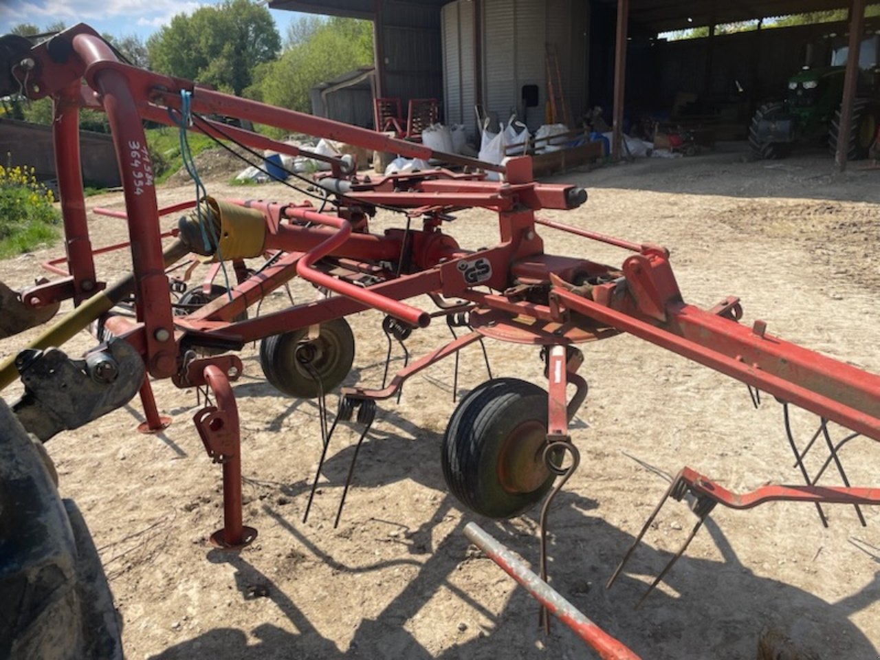 Kreiselheuer des Typs Fella TH 540 DHY, Gebrauchtmaschine in SAINT LOUP (Bild 2)