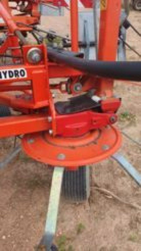 Kreiselheuer des Typs Fella TH 680 Hydro, Gebrauchtmaschine in CIVENS (Bild 4)