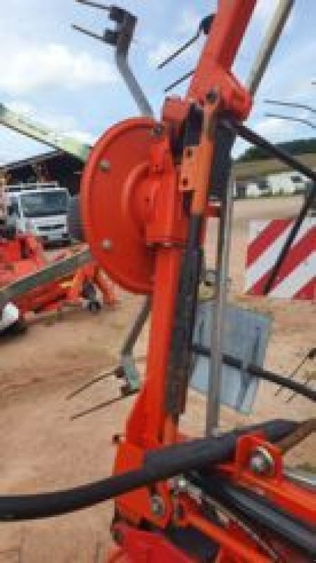 Kreiselheuer des Typs Fella TH 680 Hydro, Gebrauchtmaschine in CIVENS (Bild 6)