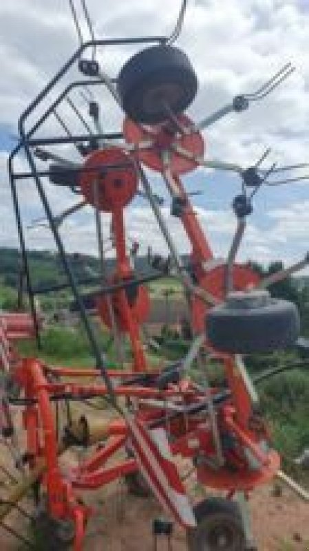 Kreiselheuer des Typs Fella TH 680 Hydro, Gebrauchtmaschine in CIVENS (Bild 2)