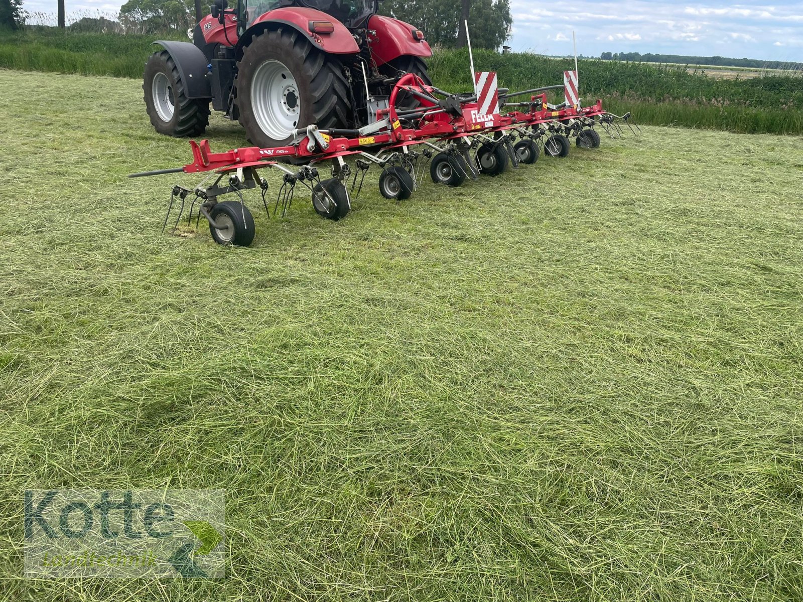 Kreiselheuer des Typs Fella TH 8608 DN, Gebrauchtmaschine in Rieste (Bild 2)