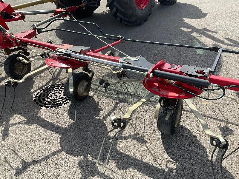 Kreiselheuer Türe ait Fella TH1300 hydro, Gebrauchtmaschine içinde Levier (resim 5)