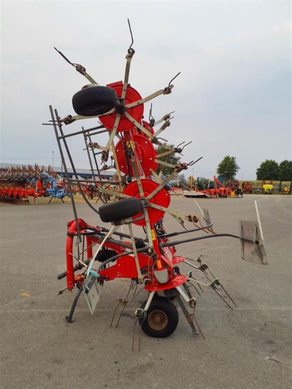 Kreiselheuer του τύπου Fella TH8608, Gebrauchtmaschine σε ANTIGNY (Φωτογραφία 2)