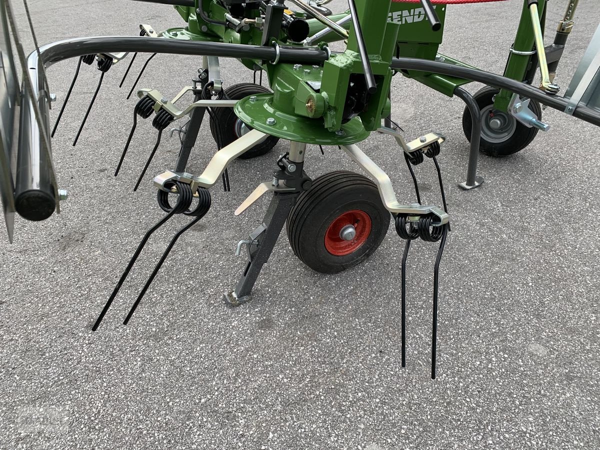 Kreiselheuer des Typs Fendt Heuer Twister 601 DN, Neumaschine in Eben (Bild 8)
