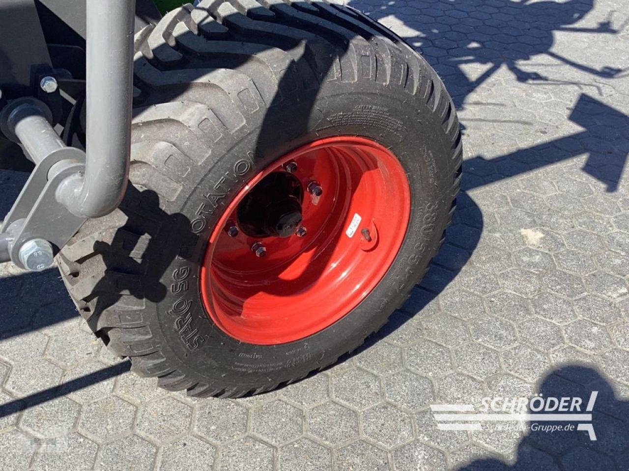 Kreiselheuer Türe ait Fendt LOTUS 1250 T, Neumaschine içinde Norden (resim 9)