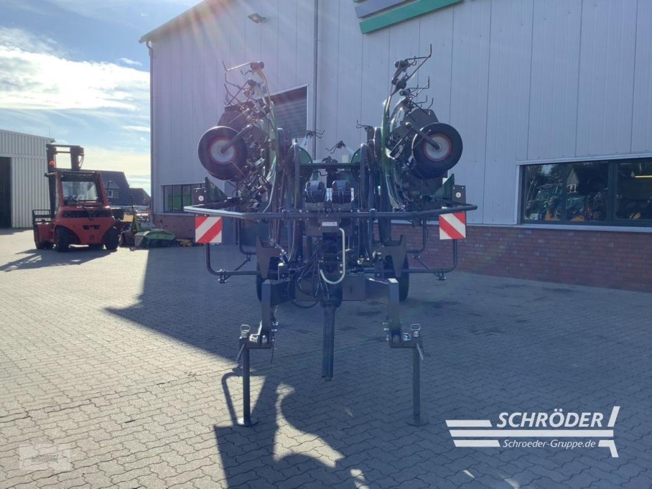 Kreiselheuer типа Fendt LOTUS 1250 T, Neumaschine в Wittmund (Фотография 2)