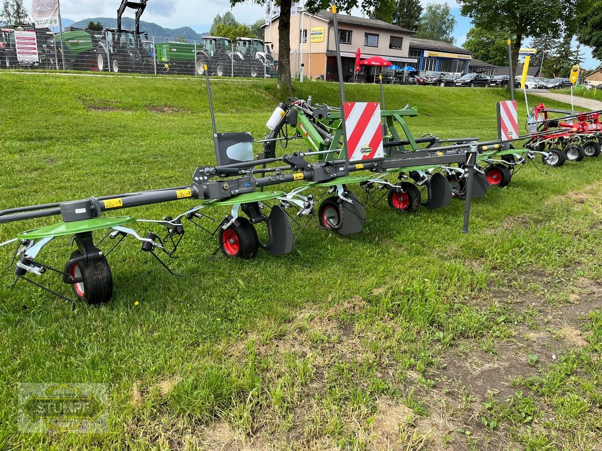Kreiselheuer of the type Fendt Lotus 770, Neumaschine in Grafenstein (Picture 2)