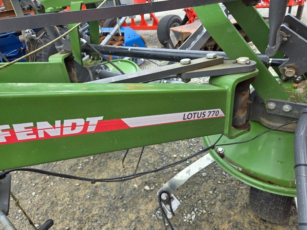 Kreiselheuer tipa Fendt Lotus 770, Gebrauchtmaschine u BRECEY (Slika 3)