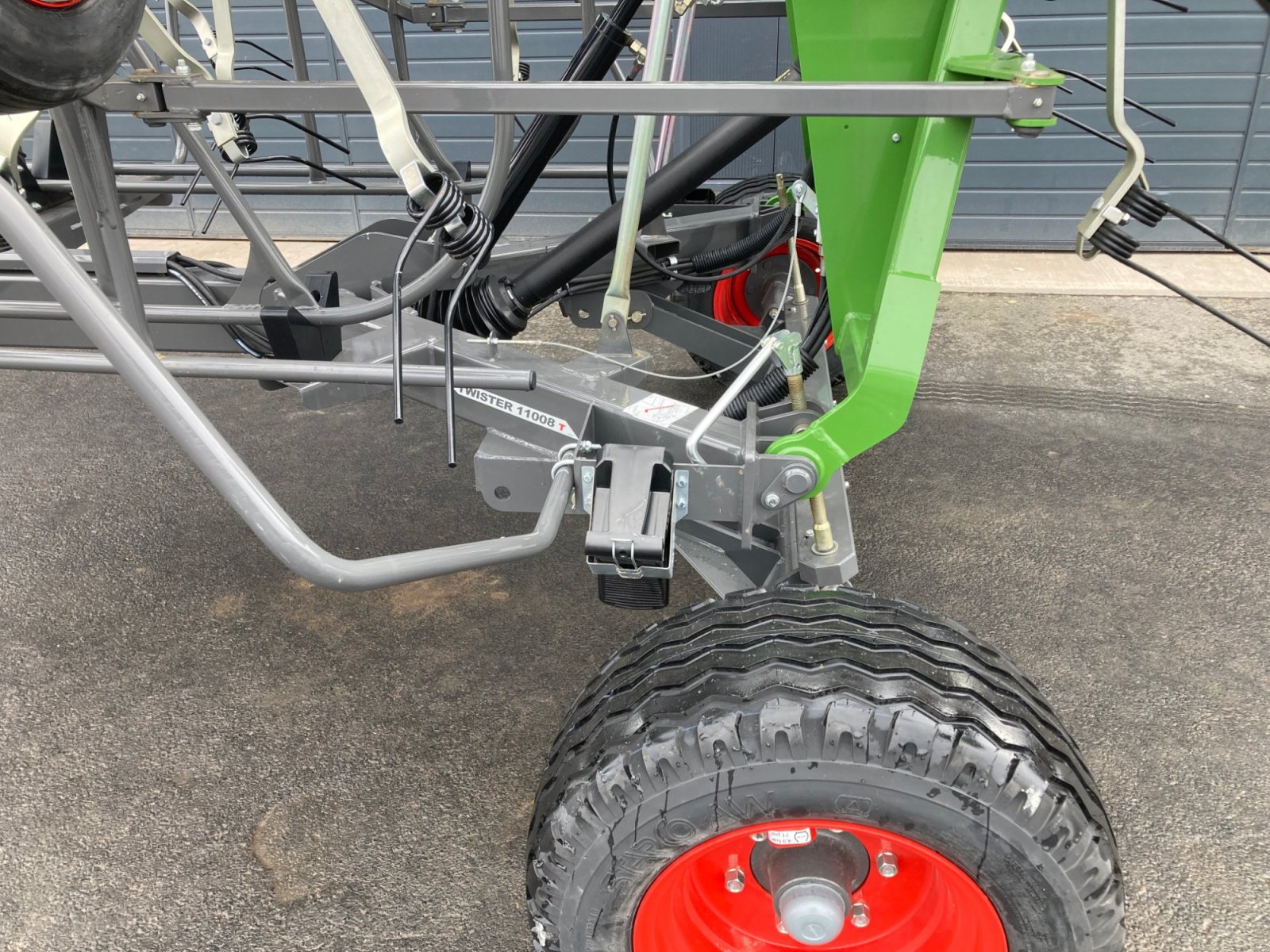 Kreiselheuer des Typs Fendt Twister 11008 T, Gebrauchtmaschine in Wülfershausen an der Saale (Bild 3)