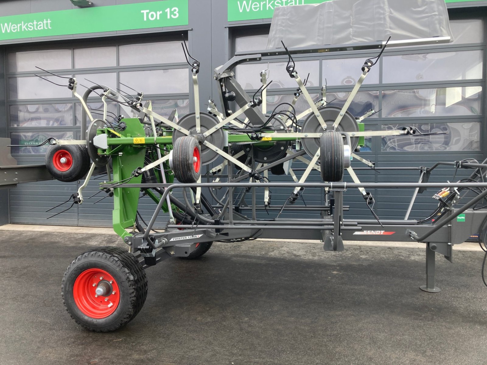 Kreiselheuer des Typs Fendt Twister 11008 T, Gebrauchtmaschine in Wülfershausen an der Saale (Bild 15)