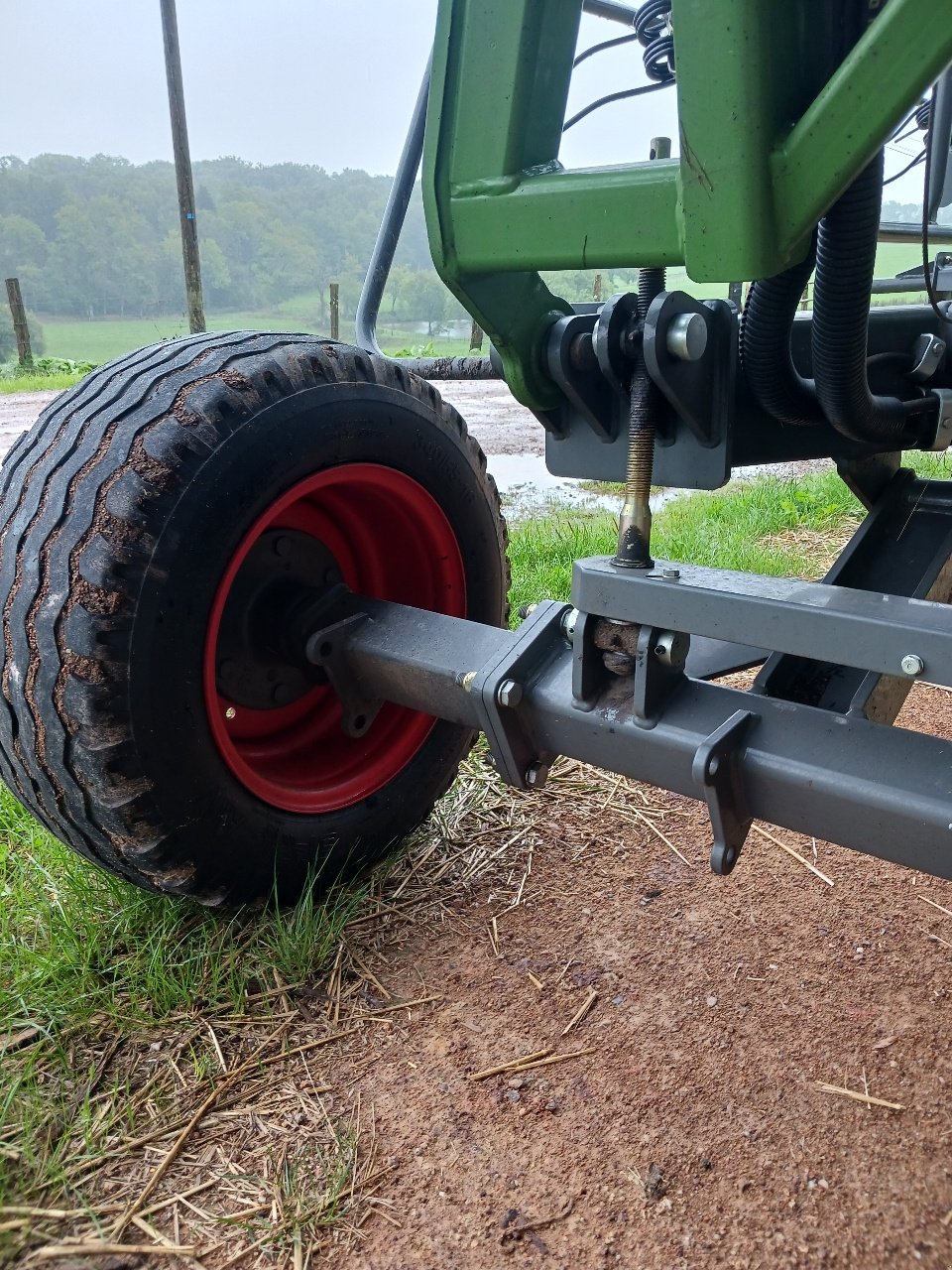 Kreiselheuer of the type Fendt Twister 13010T, Gebrauchtmaschine in SAINT HILAIRE EN MORVAN (Picture 3)