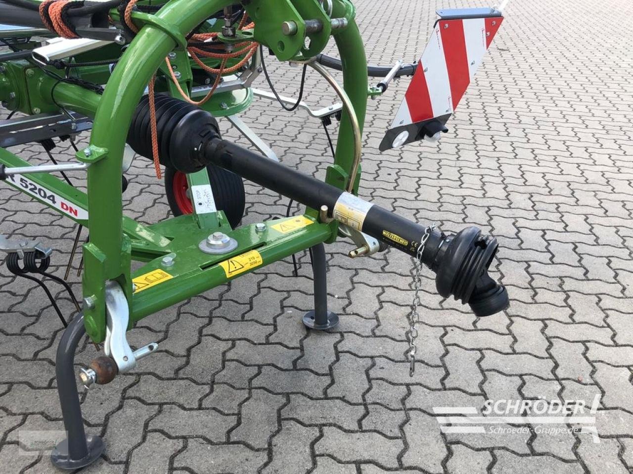 Kreiselheuer des Typs Fendt TWISTER 5204 DN, Gebrauchtmaschine in Ahlerstedt (Bild 5)