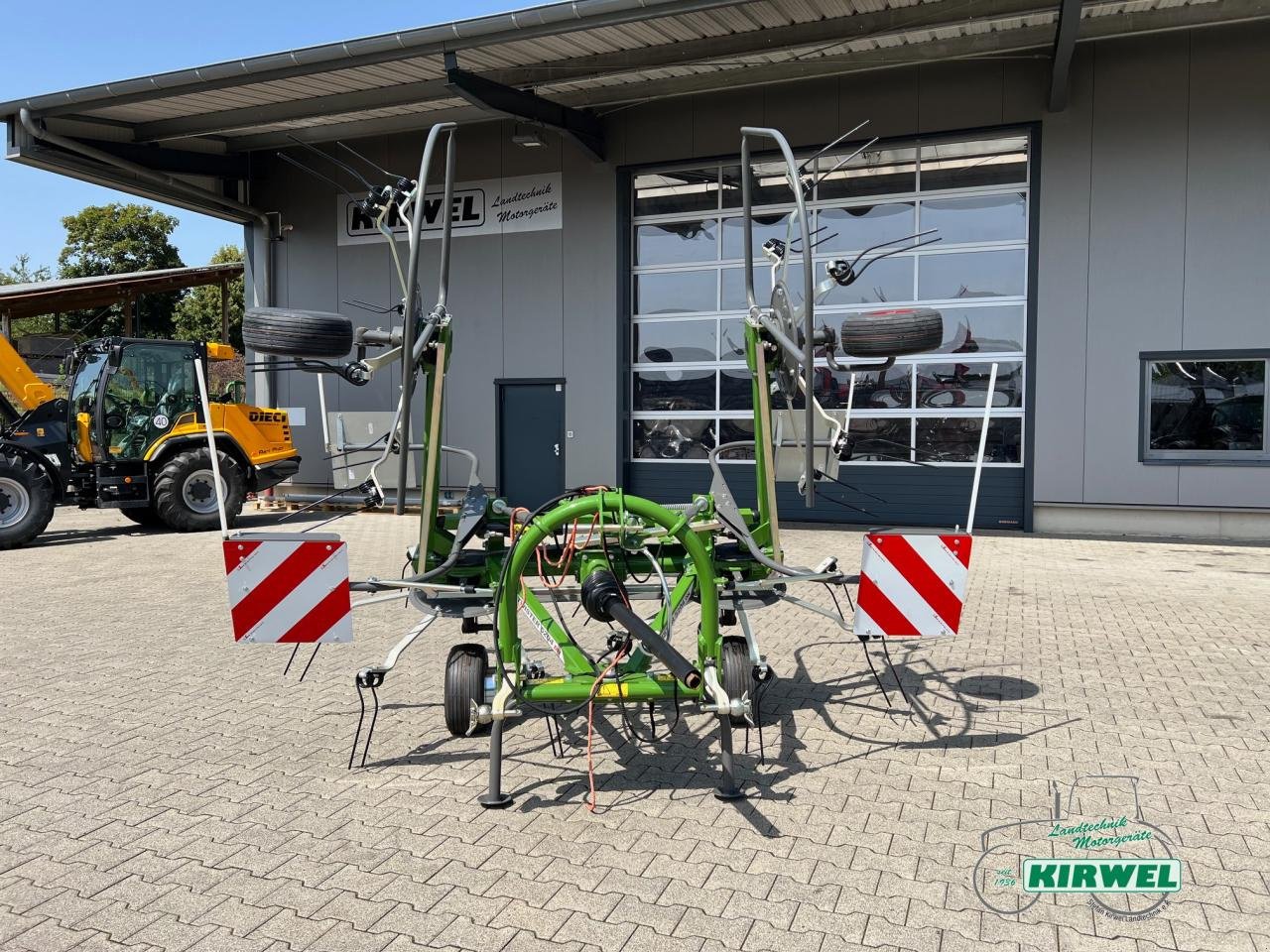 Kreiselheuer des Typs Fendt Twister 5204, Neumaschine in Blankenheim (Bild 3)