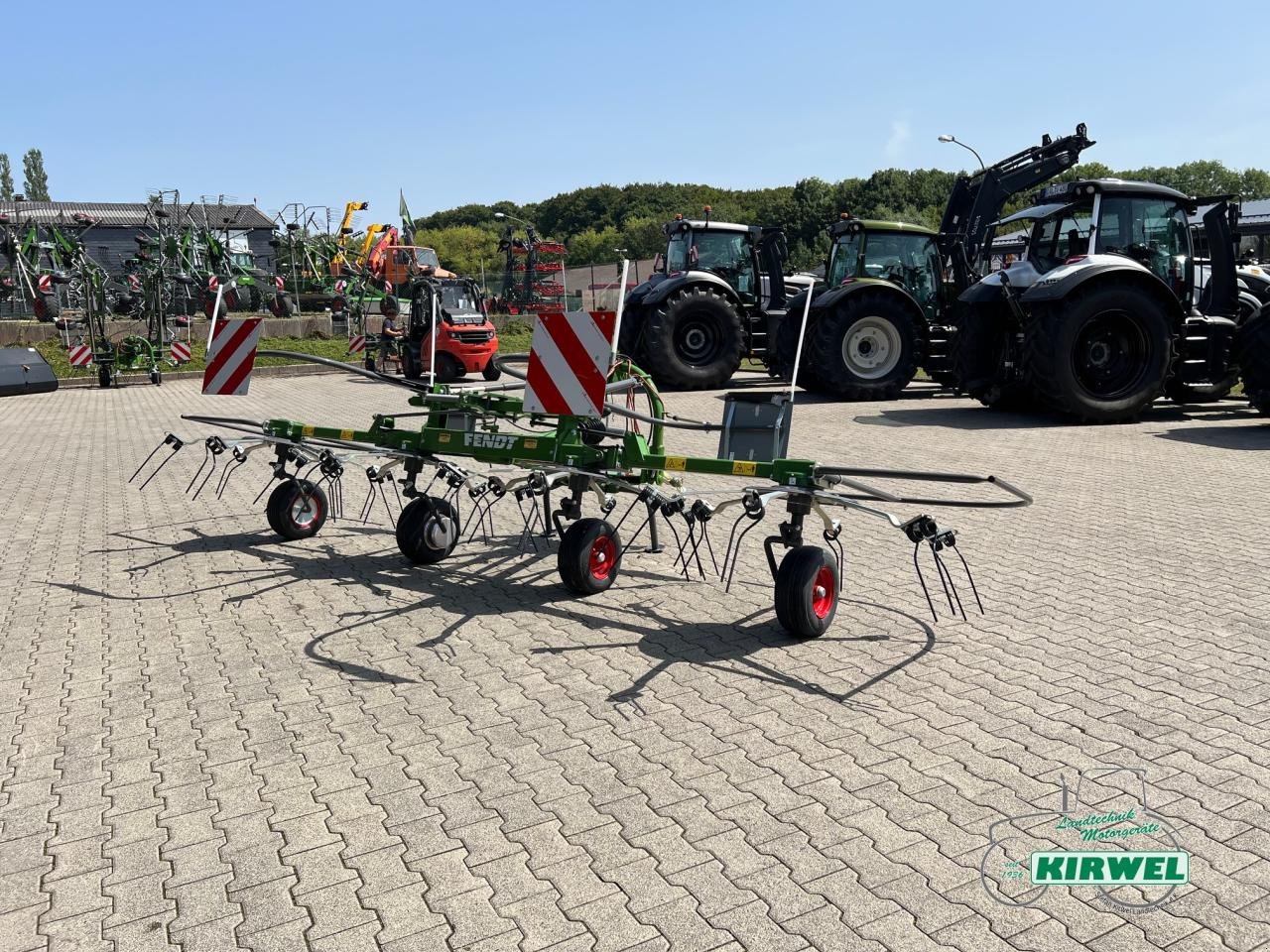 Kreiselheuer des Typs Fendt Twister 5204, Neumaschine in Blankenheim (Bild 8)
