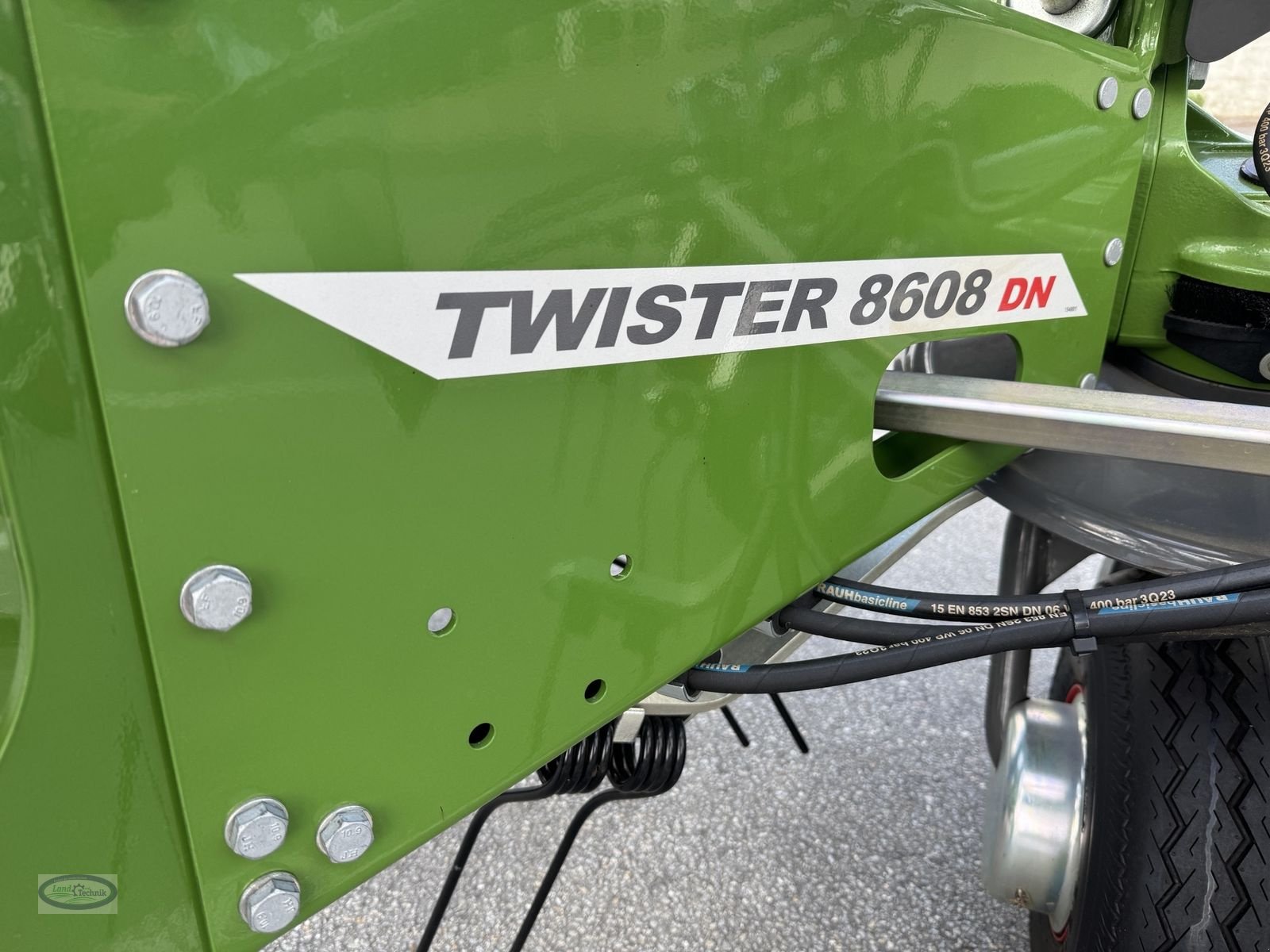 Kreiselheuer des Typs Fendt Twister 8606 DN, Neumaschine in Münzkirchen (Bild 3)