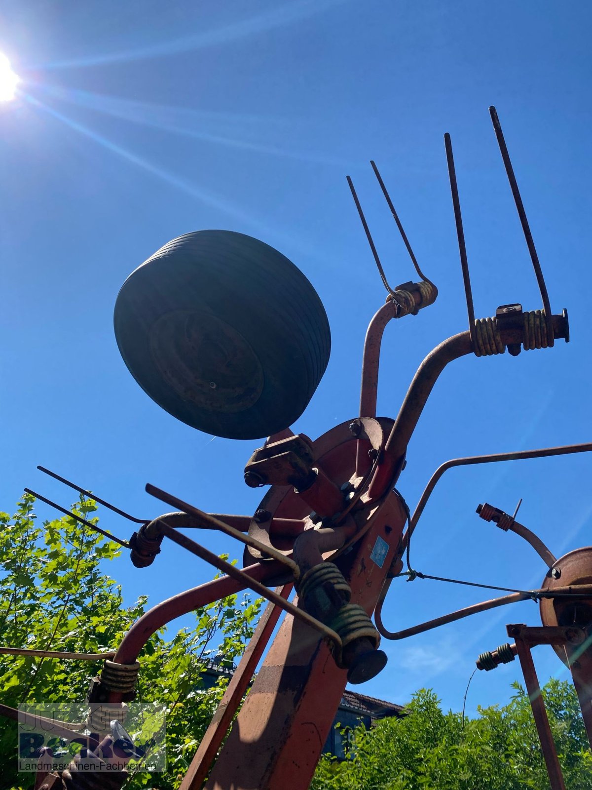 Kreiselheuer des Typs Krone 6.40/6, Gebrauchtmaschine in Weimar-Niederwalgern (Bild 5)