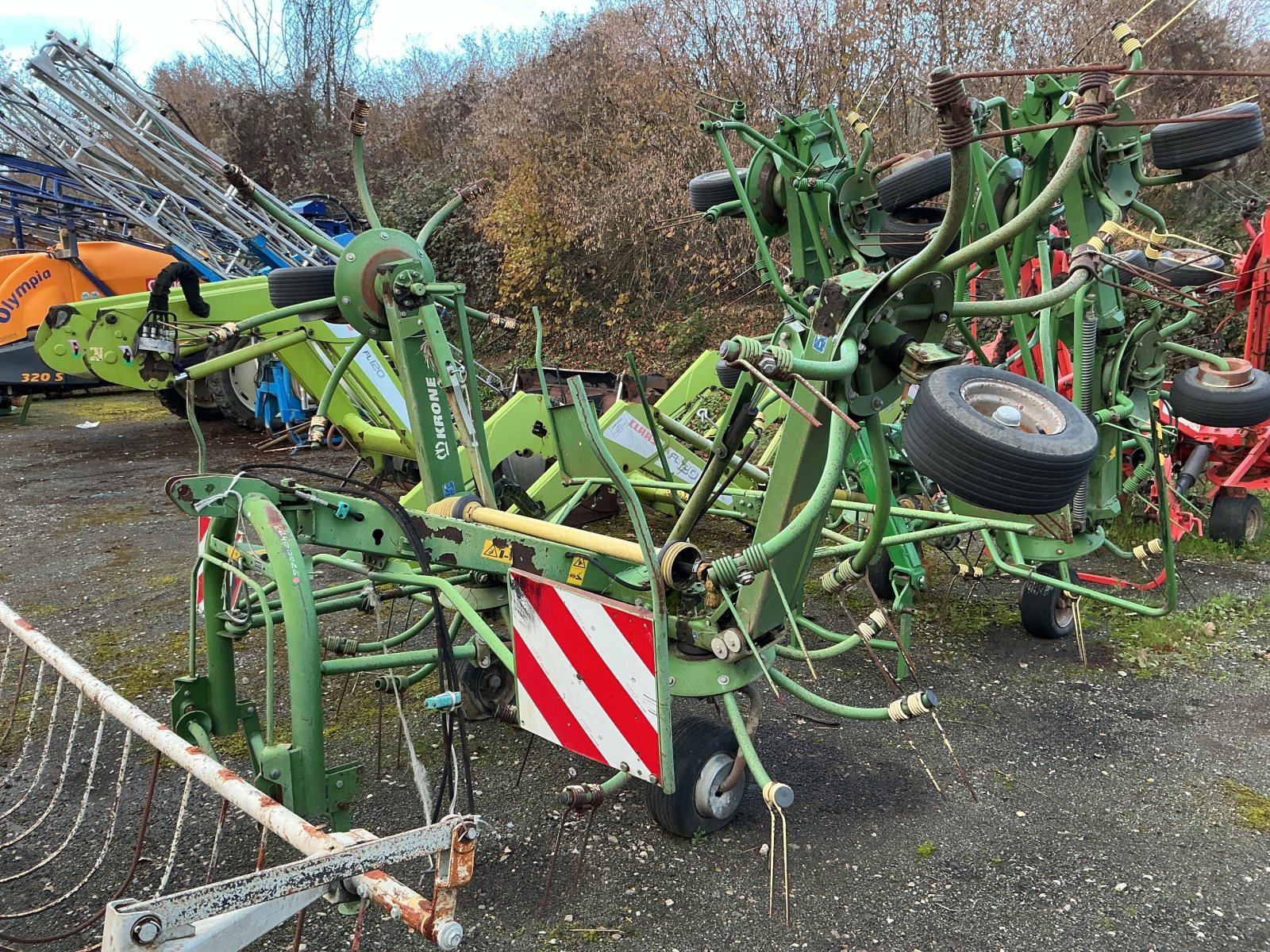 Kreiselheuer Türe ait Krone FANEUSE KRONE KW 5.50, Gebrauchtmaschine içinde ST CLEMENT DE LA PLACE (resim 1)
