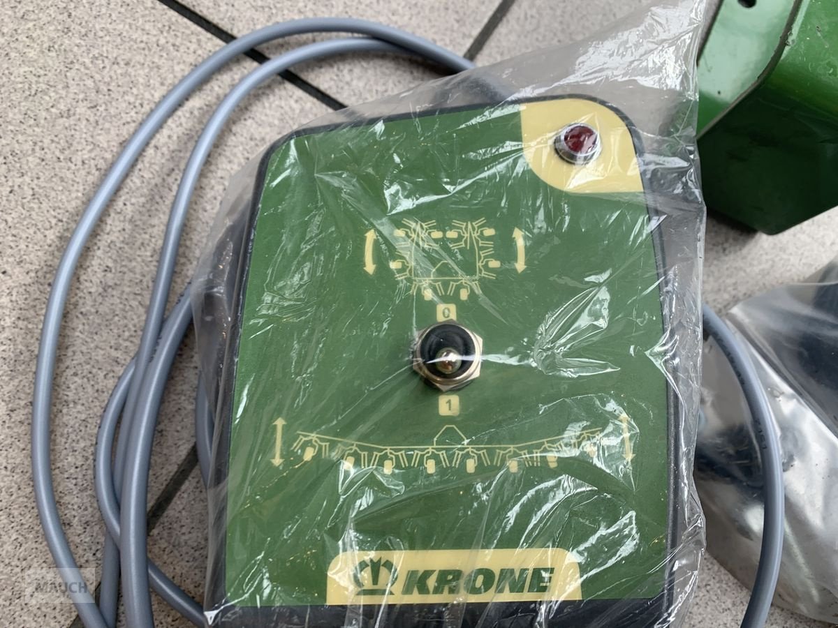 Kreiselheuer des Typs Krone Hydraulische Vorgewendestellung (B450), Neumaschine in Eben (Bild 8)